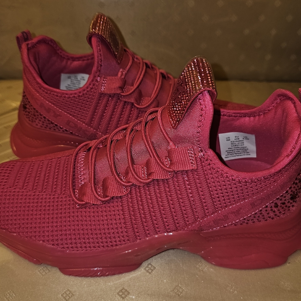 DKNY Pink Studded Sneakers Sz 9 - Picture 2 of 8